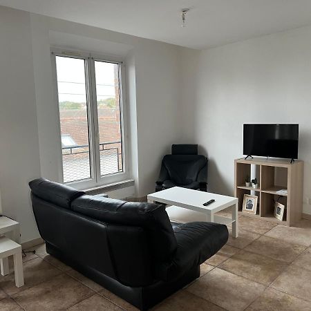 Apartament Le Relais De Saint Loup 1 A 66 Personnes Montereau-Fault-Yonne Zewnętrze zdjęcie