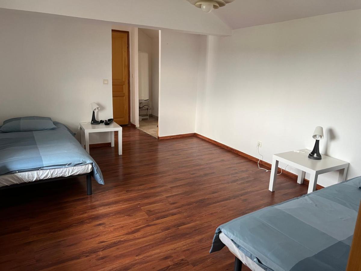 Apartament Le Relais De Saint Loup 1 A 66 Personnes Montereau-Fault-Yonne Zewnętrze zdjęcie