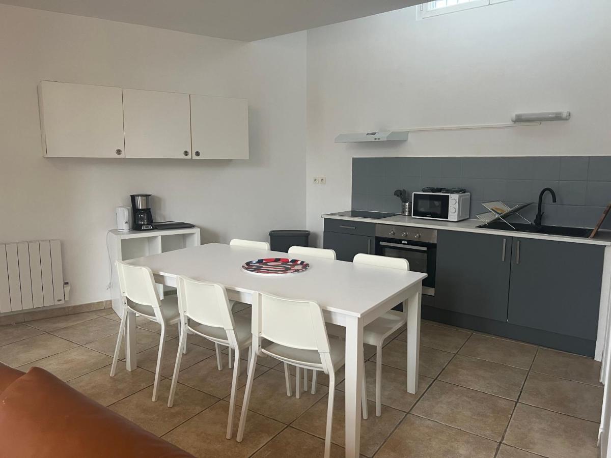Apartament Le Relais De Saint Loup 1 A 66 Personnes Montereau-Fault-Yonne Zewnętrze zdjęcie